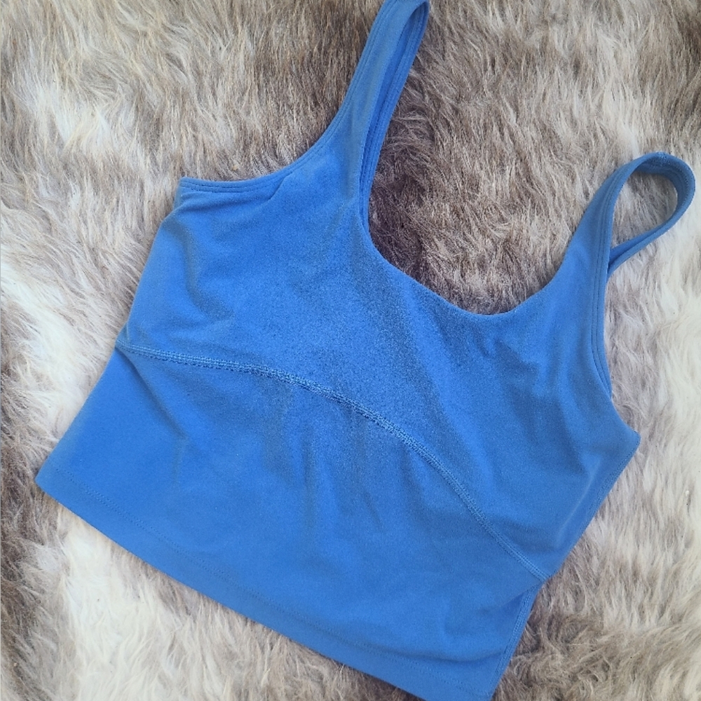 TnaBUTTER Blue Scoop Neck Sleeveless Crop Top